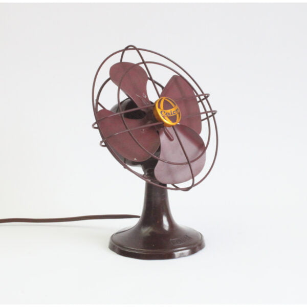 Bakelite fan model 940 by Calor, 1950s. 2