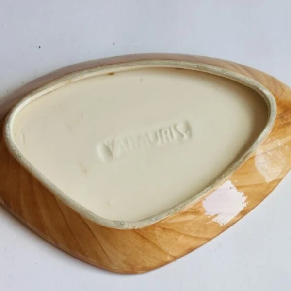A set of three organic shaped faux bois or wood grain imitation painted ceramic serving dishes or tapa platters. Crafted by Grandjean Jourdan, Vallauris France 1950s. Century Soup vintage design collectibles curiosa antiques antwerp.