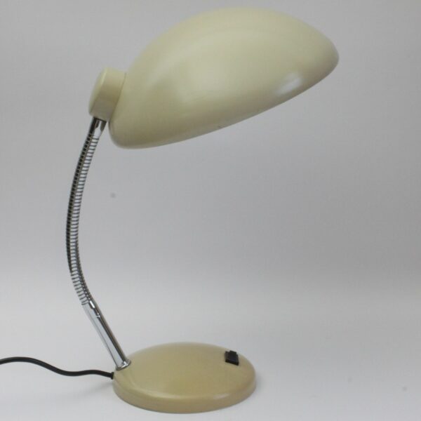 Flexible metal desk lamp by Massive Belgium 1970s Beige metal shade and base, flexible chrome neck. Condition report: Very good vintage condition, tested and working. May show normal signs of wear consistent with age and use. E27 LED bulb included. Century soup vintage design antiques curiosa collectibles antwerp.