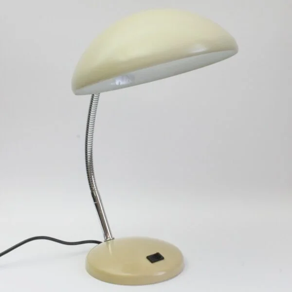 Flexible metal desk lamp by Massive Belgium 1970s Beige metal shade and base, flexible chrome neck. Condition report: Very good vintage condition, tested and working. May show normal signs of wear consistent with age and use. E27 LED bulb included. Century soup vintage design antiques curiosa collectibles antwerp.