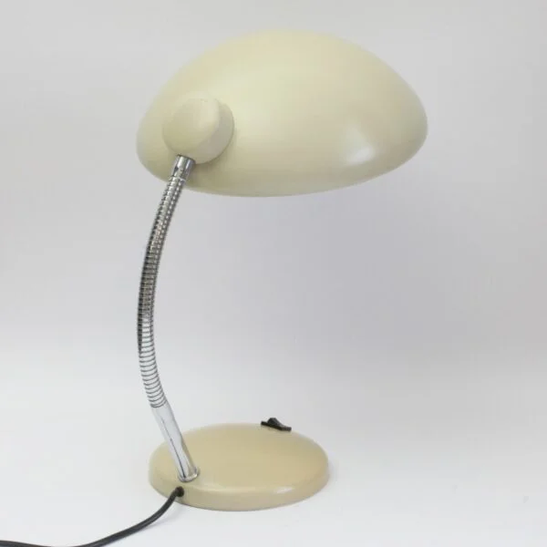 Flexible metal desk lamp by Massive Belgium 1970s Beige metal shade and base, flexible chrome neck. Condition report: Very good vintage condition, tested and working. May show normal signs of wear consistent with age and use. E27 LED bulb included. Century soup vintage design antiques curiosa collectibles antwerp.