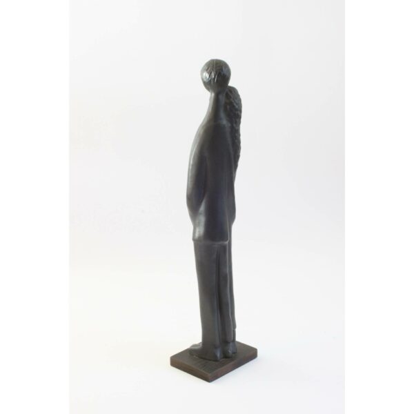 Tall stylized modernist 1960's ceramic sculpture by Elie Van Damme for Amphora Ceramics (Rogier Vandeweghe) Sint-Andries Belgium 1960s. Black glazed statue of a couple with 1960s style hairdresses, on a wooden base. Century soup vintage design antiques curiosa collectibles antwerp.